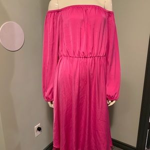 Fushia of the shoulder dress